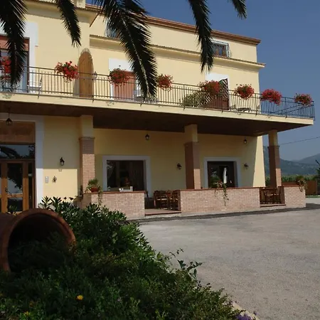 Masseria Feudo Farm stay *