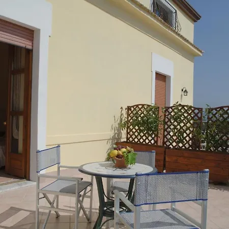 Alloggio per agriturismo Masseria Feudo *